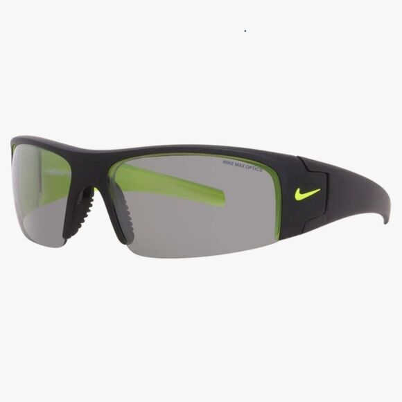 NIKE Unisex Diverge Matte Black Sunglasses - Picture 1 of 11
